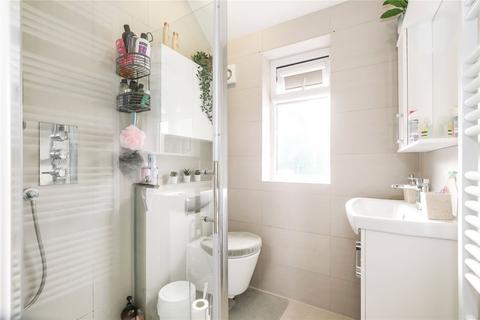 28 Winding Way, Dagenham, RM8 2TB