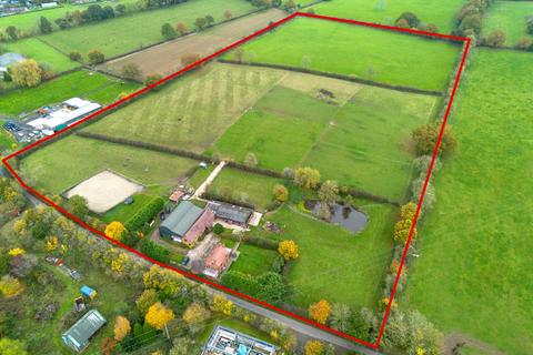 3 bedroom equestrian property for sale, Astwood Bank, Redditch, Worcestershire