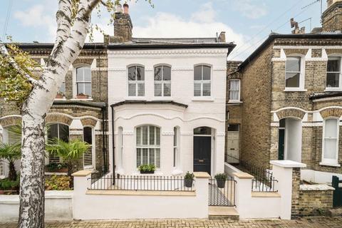 3 bedroom flat for sale, Belleville Road, London SW11