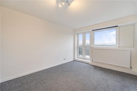 3 bedroom maisonette for sale, Leontine Close, Peckham, London