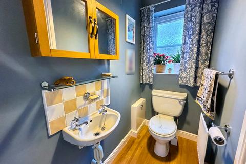 7 Degas Close, Salford, M7 3BG