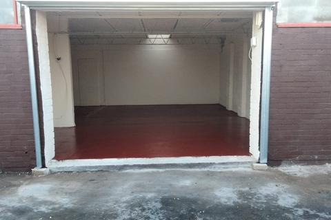 Warehouse to rent, Ffordd Las, Rhyl LL18