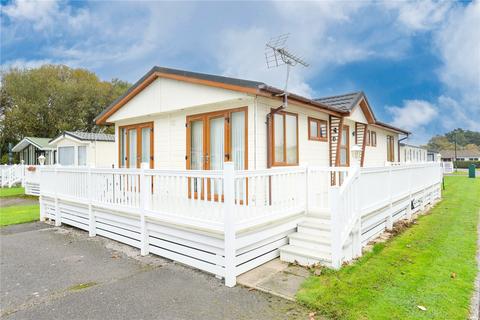 3 bedroom park home for sale, Shorefield Road, Downton, Lymington, Hampshire, SO41