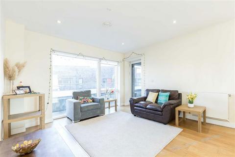 2 bedroom flat for sale, Peartree Way, London SE10