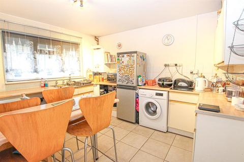 3 bedroom maisonette for sale, New Road, Newmarket CB8