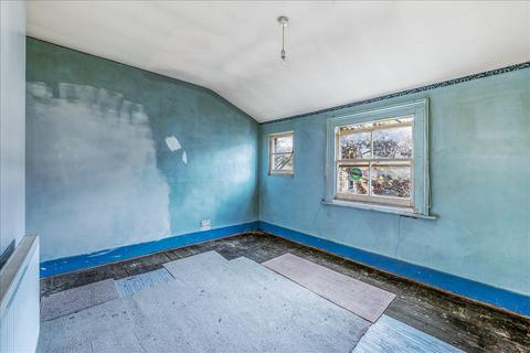 107 Devonport Road, London, W12 8PB