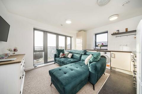 1 bedroom flat for sale, Thomas Fyre Drive, London E3