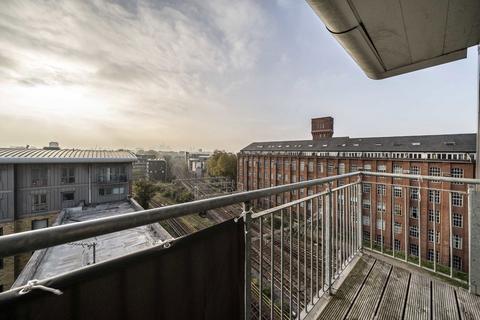 1 bedroom flat for sale, Thomas Fyre Drive, London E3