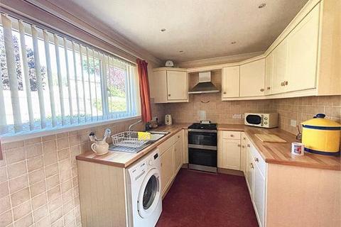 2 bedroom bungalow for sale, Pennine Gardens, Weston super Mare BS23