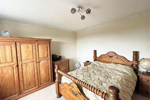 32 Hawke Road, Kewstoke, Weston-super-mare, BS22 9LB