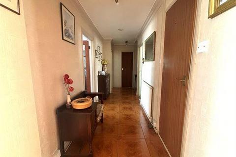 27 Cardigan Crescent, Weston-super-mare, BS22 8NS