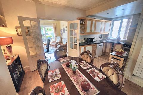 18 Bedford Road, Weston-super-mare, BS23 4EJ