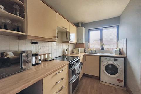 1 bedroom flat for sale, Appletree Court, Weston-Super-Mare BS22