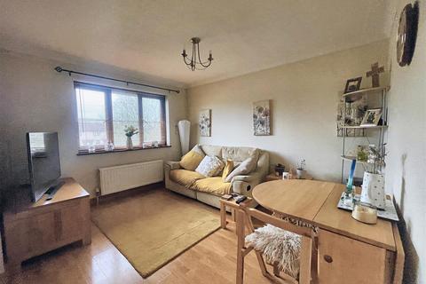 1 bedroom flat for sale, Appletree Court, Weston-Super-Mare BS22