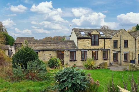 3 bedroom character property for sale, Old Farm Way, Brighouse HD6