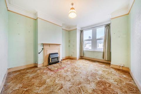 3 bedroom maisonette for sale, Tranmere Road, Earlsfield