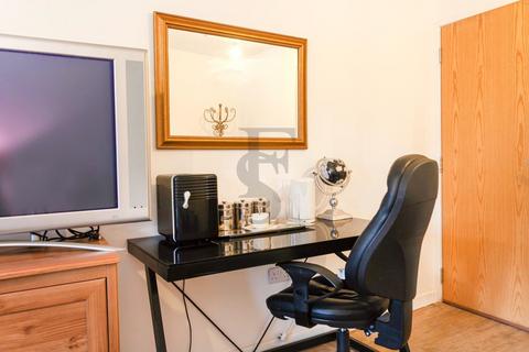 undefined, Studio Apartment, Downing Drive, Leicester
