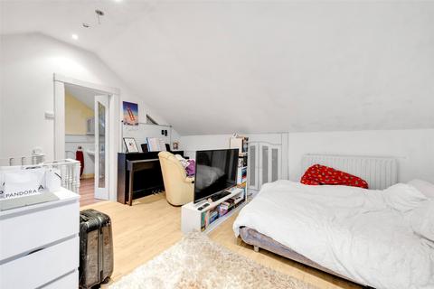 12 Mulberry Close, Meopham, Gravesend, DA13 0EP