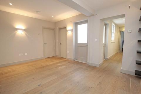 1 bedroom flat to rent, Hill Rise, Richmond TW10