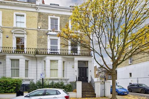 1 bedroom apartment for sale, St. Charles Square, London W10