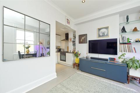 1 bedroom apartment for sale, St. Charles Square, London W10