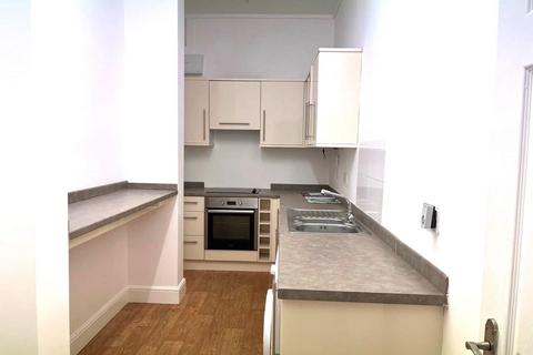 2 bedroom apartment to rent, Portsmouth Road, Hindhead GU26