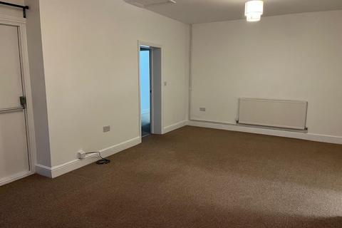 2 bedroom apartment to rent, Portsmouth Road, Hindhead GU26