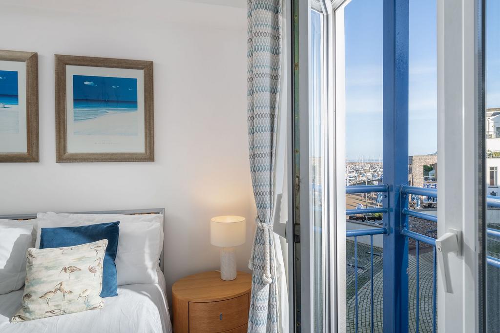Bedroom 1, Moorings Reach, Brixham