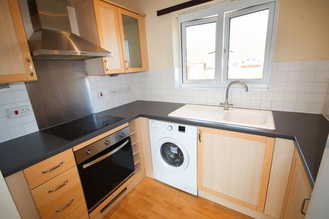 2 bedroom flat for sale, Kennington, Ashford, TN25