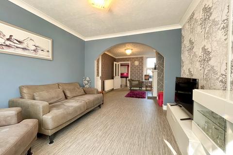 4 bedroom terraced house for sale, Sittingbourne, ME10 1JT