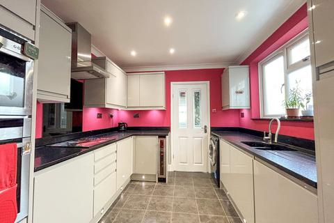 4 bedroom terraced house for sale, Victoria Terrace, Sittingbourne, ME10