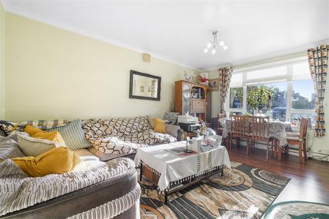 2 bedroom flat for sale, Devonshire Road, London W4