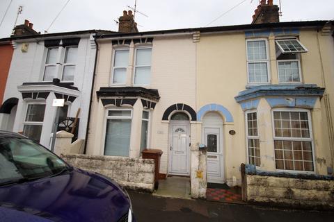 3 bedroom terraced house to rent, Gillingham, Kent, ME7