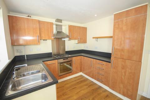 3 bedroom detached house to rent, Bluebell Drive, Sittingbourne, Kent, ME10