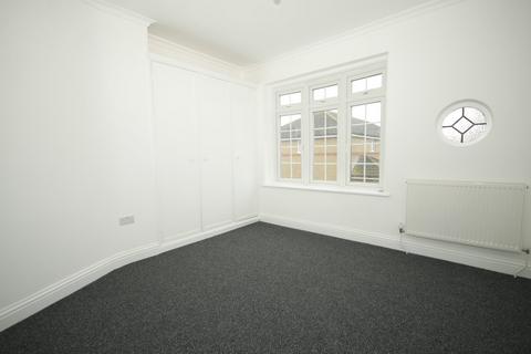 3 bedroom terraced house to rent, Rose Street, Sheerness, Kent, ME12