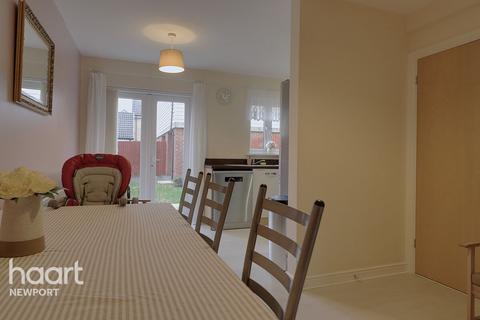 4 bedroom semi-detached house for sale, Brinell Square, Newport