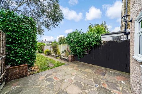 22 Pretoria Road, Chingford, London, E4 7HA