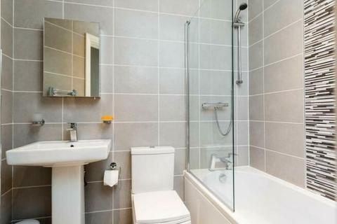 2 bedroom apartment to rent, Mint Drive, Hockley