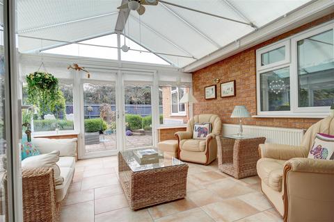 4 bedroom detached bungalow for sale, Granary Close, Kibworth Beauchamp, Leicestershiree