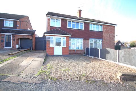 3 bedroom semi-detached house to rent, Leicester LE3