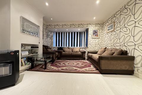 22 Calder Grove, Birmingham, B20 2HR