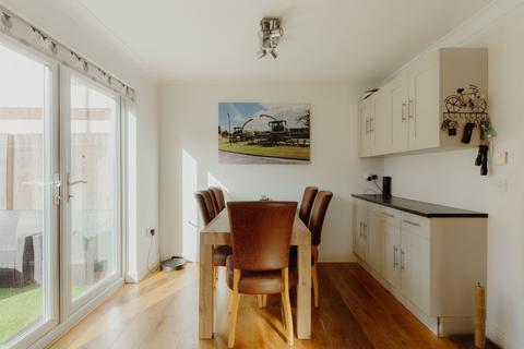 10 Bassetts Close, Copplestone, Crediton, EX17 5PH