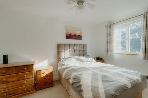 10 Bassetts Close, Copplestone, Crediton, EX17 5PH