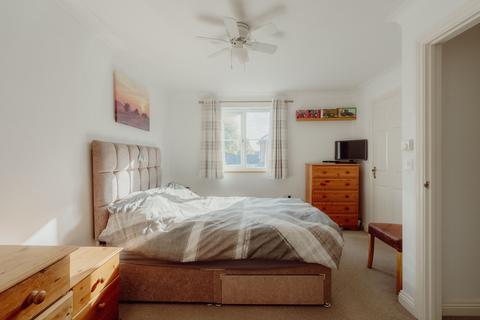 10 Bassetts Close, Copplestone, Crediton, EX17 5PH