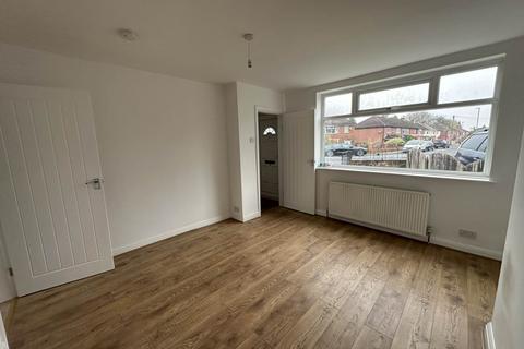 3 bedroom semi-detached house to rent, High Bank Road, Manchester M43