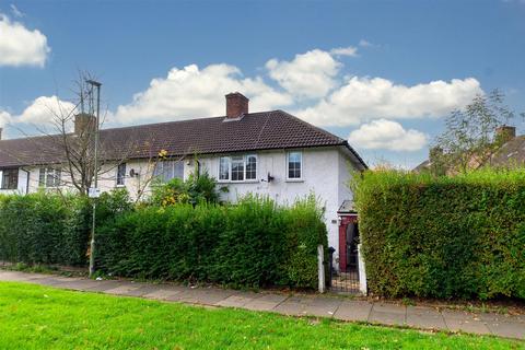 4 bedroom end of terrace house for sale, Goldbeaters Grove, Edgware