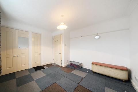 6 Fairfax Gate, Holton, Oxford, OX33 1QE