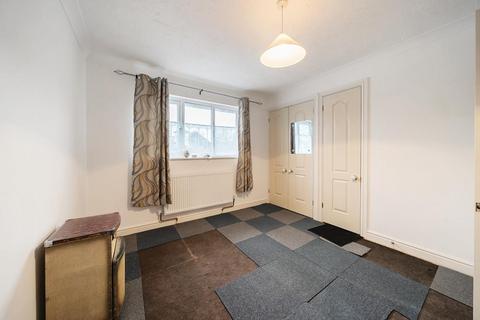 6 Fairfax Gate, Holton, Oxford, OX33 1QE