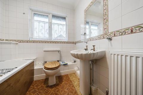 6 Fairfax Gate, Holton, Oxford, OX33 1QE
