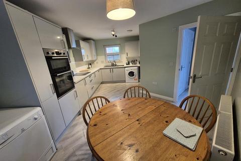 3 bedroom semi-detached house for sale, Kingswood Road, Crewkerne, TA18